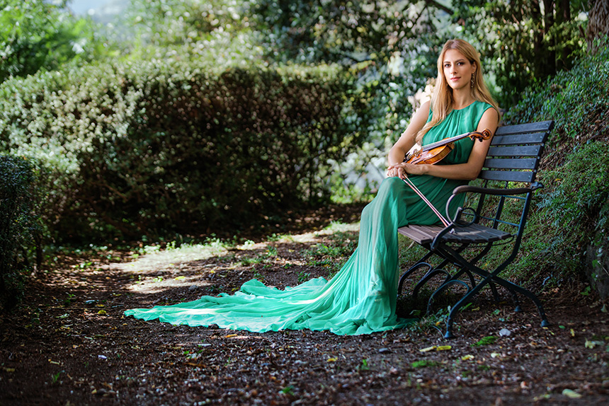 フランチェスカ・デゴ 写真